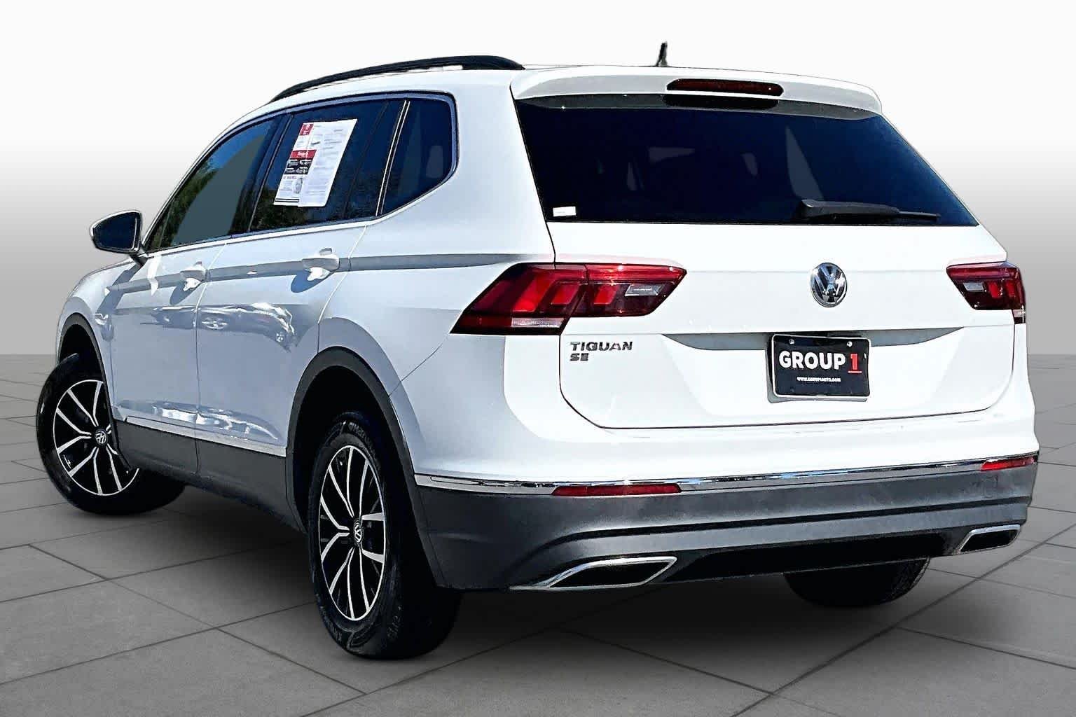 Used 2021  Volkswagen SE image 12