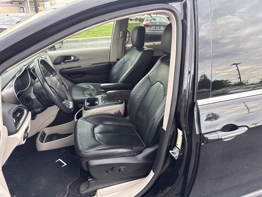 Certified Used 2020 Black Chrysler Touring L Plus image 8