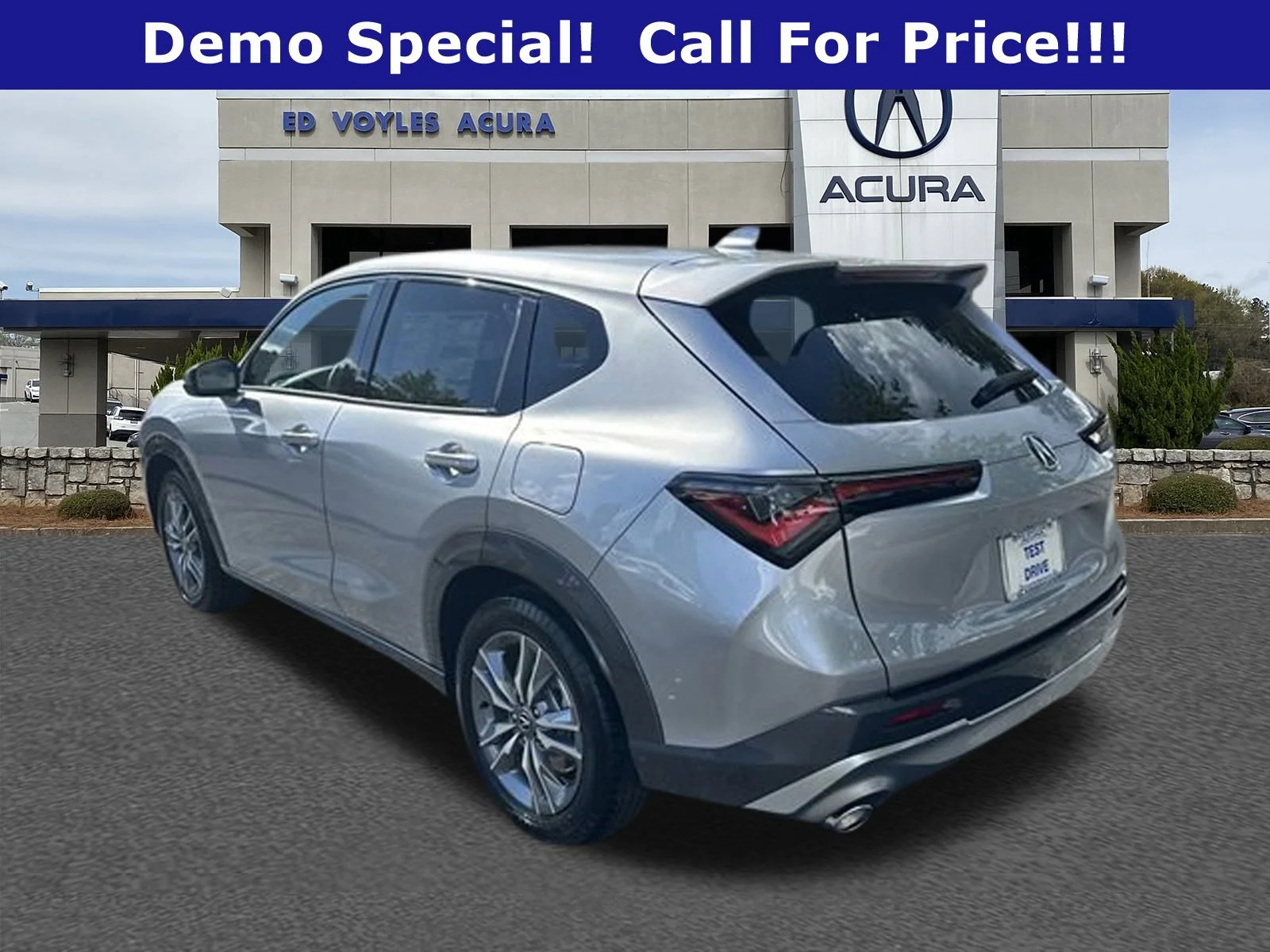 Certified Used 2025 Solar Silver Metallic Acura FWD image 33