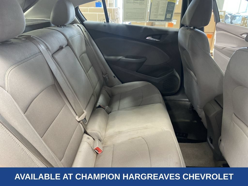 Used 2017 SUMMIT WHITE Chevrolet LT image 35