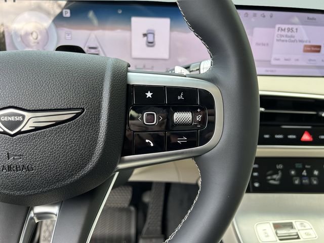 New 2026 White Genesis 2.5T Select image 26