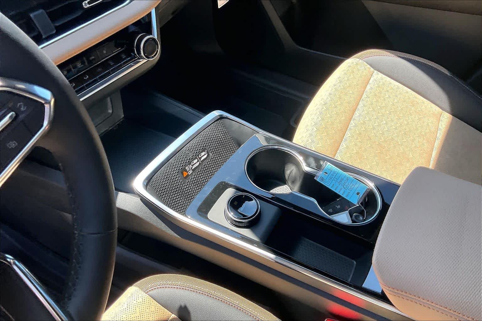 2026 Chevrolet Equinox ACTIV - Photo 7