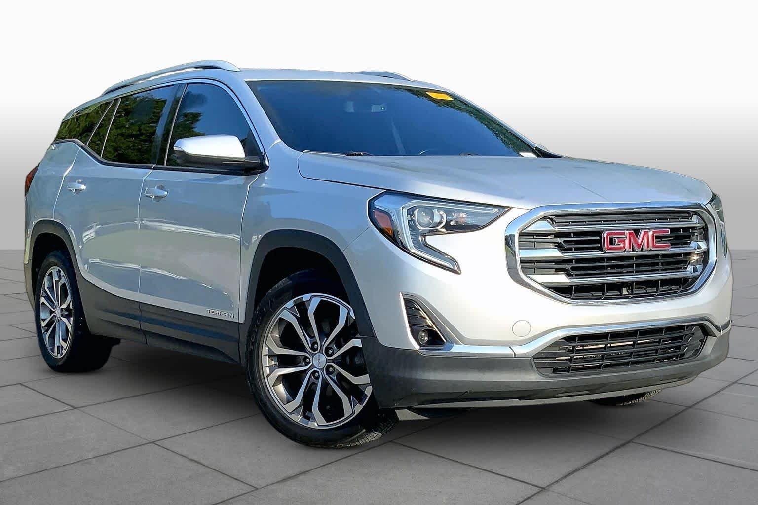 Used 2018 Quicksilver Metallic GMC SLT image 2