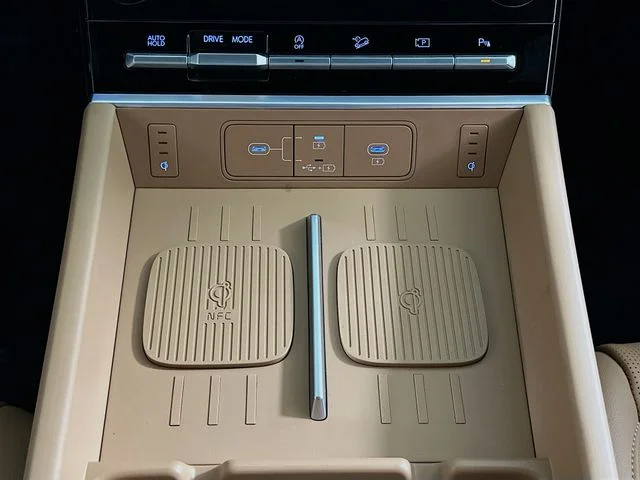 New 2026 White Hyundai Limited image 19