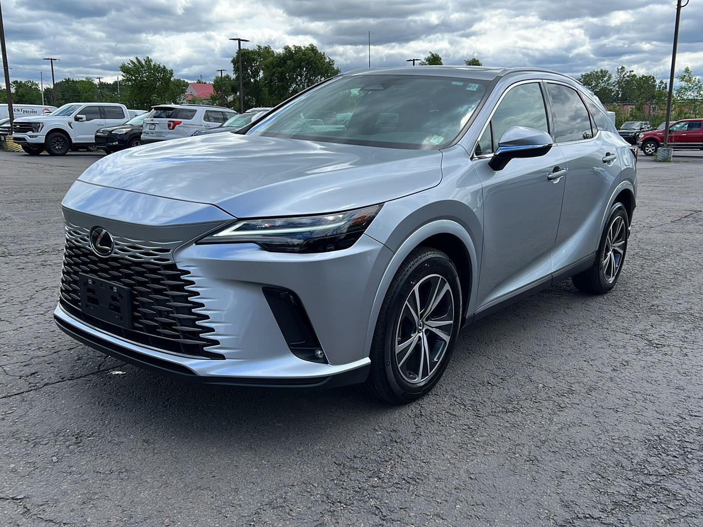 Used 2024 Iridium Lexus RX 350 Premium image 7
