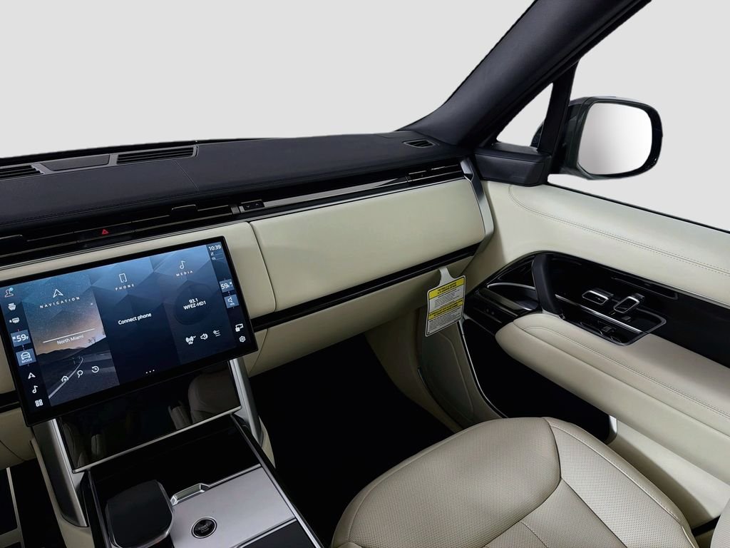 New 2026 Santorini Black Land Rover SE image 25