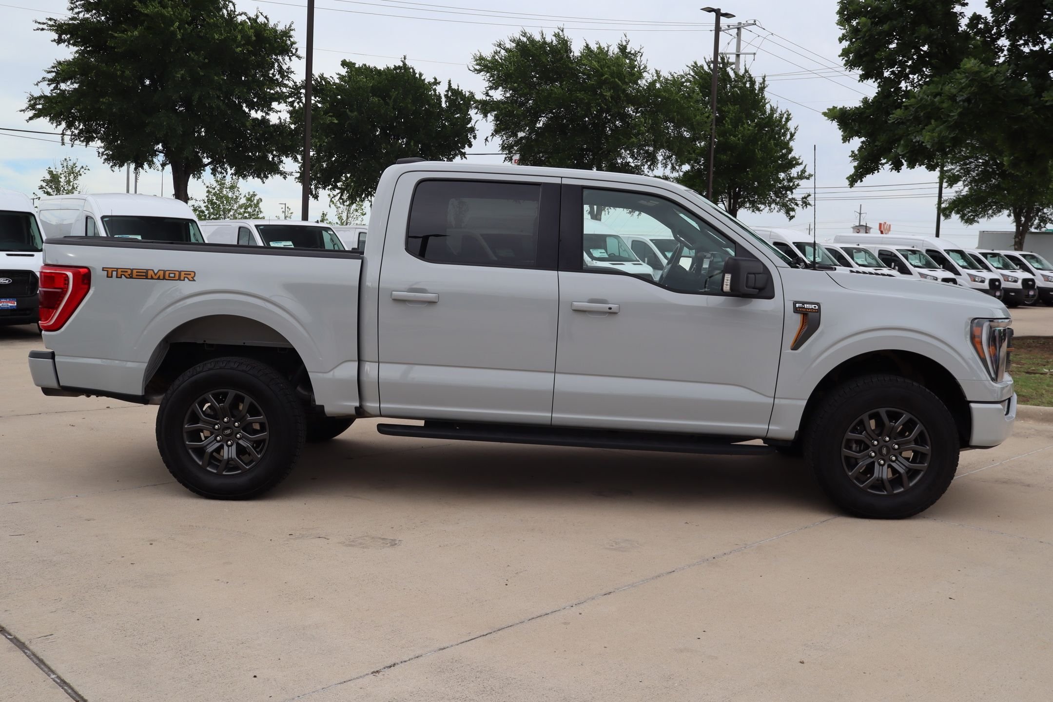 Used 2023 White Ford Tremor image 2