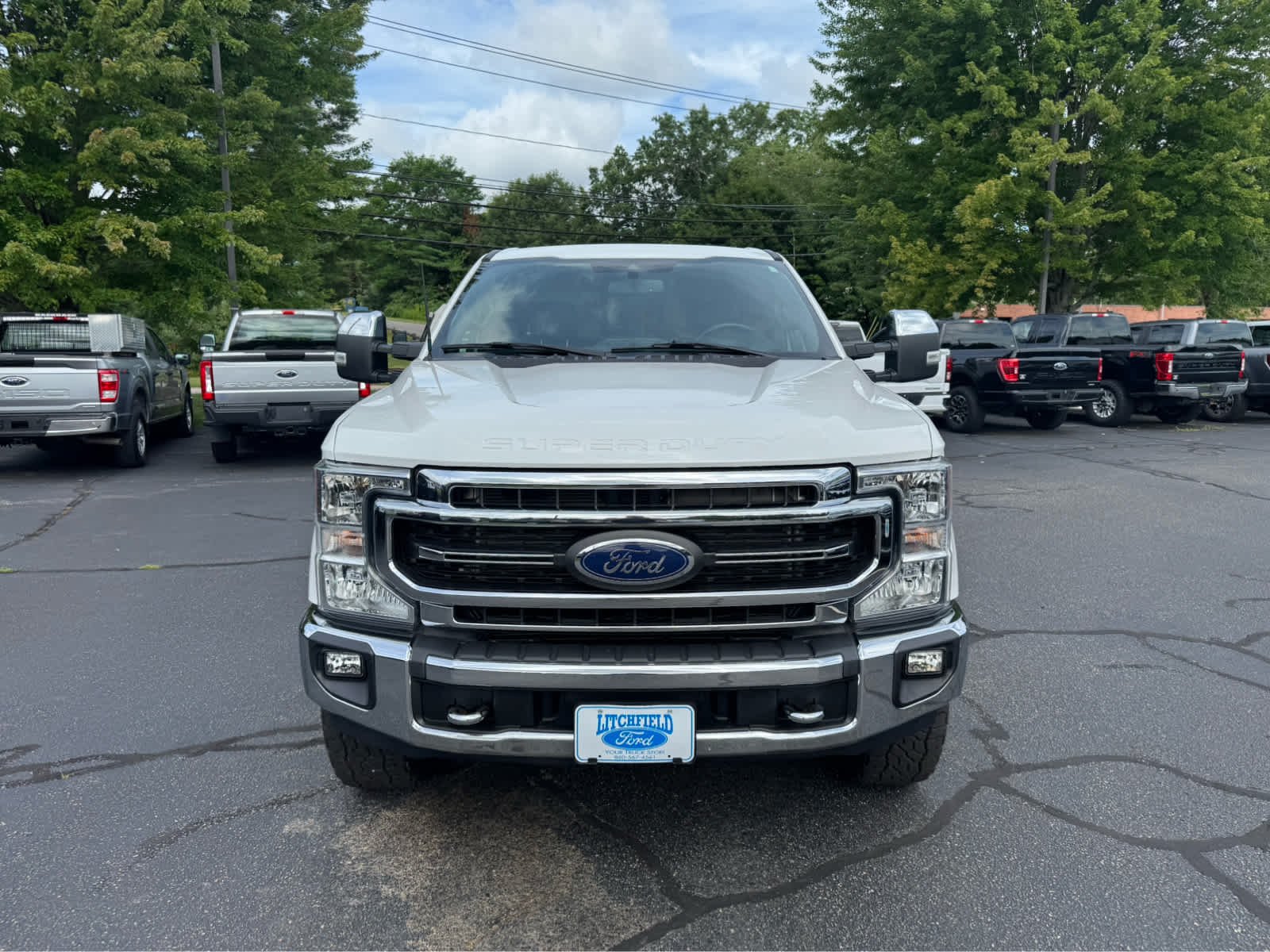 Used 2022 Star White Metallic Tri-Coat Ford LARIAT image 9