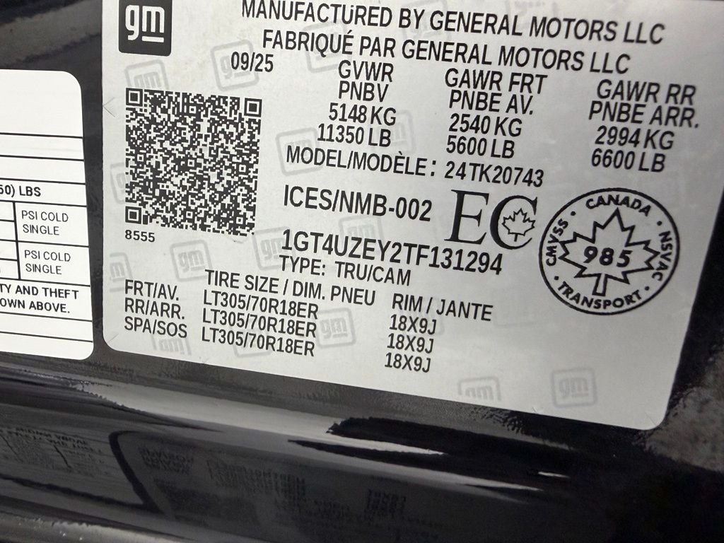 Used 2026 Black GMC AT4X image 22