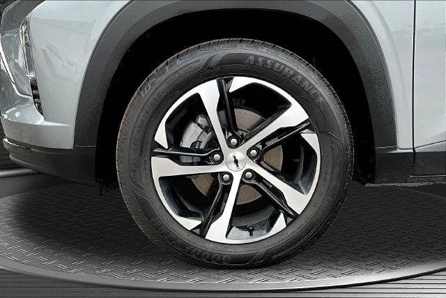 Used 2026 Gray Chevrolet 1RS image 33