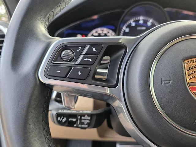 2022 Porsche Cayenne S - Photo 26