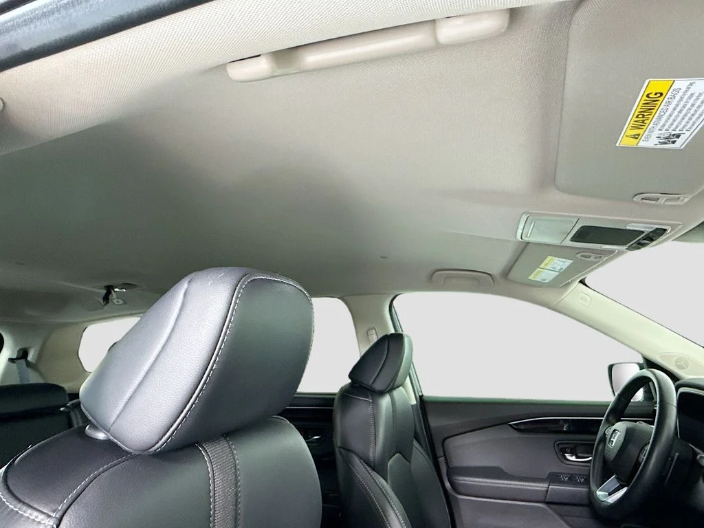 2025 Honda Pilot EX-L - Photo 18