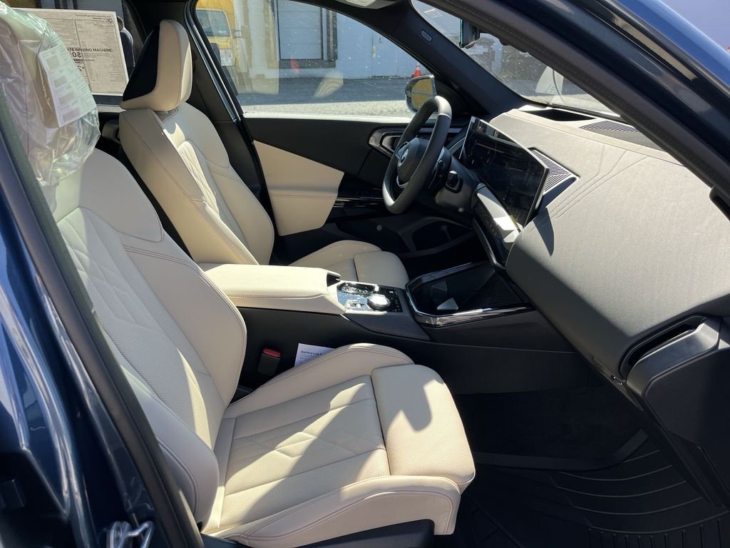 Used 2026 Blue Metallic BMW 30 xDrive image 25