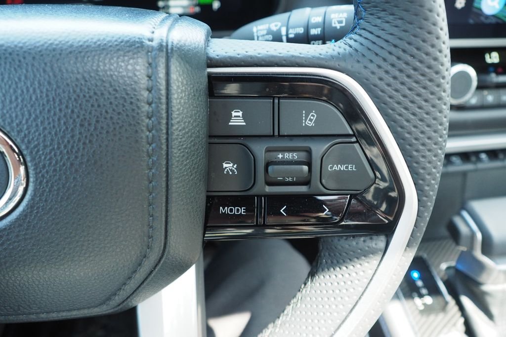 Used 2025 Black Toyota Platinum image 31