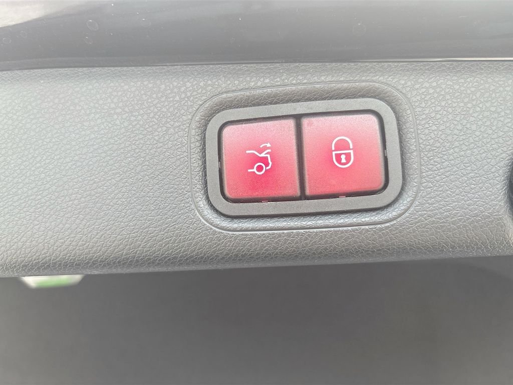 Used 2019 Black Mercedes-Benz E 300 image 25