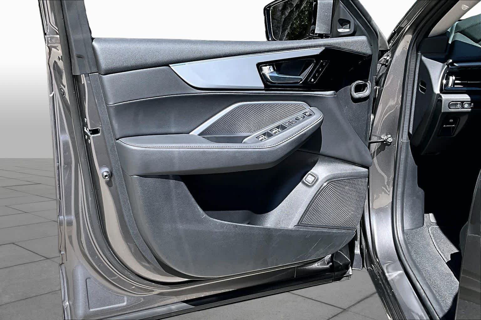 Used 2026 Liquid Carbon Metallic Acura  image 26