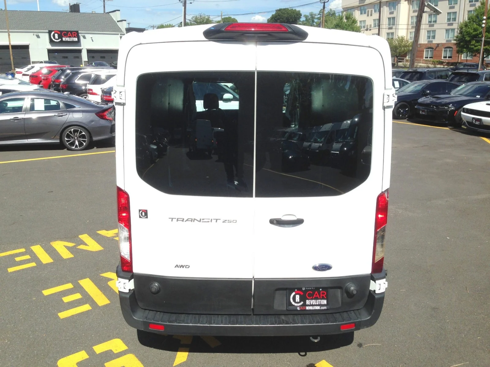 Used 2020 Oxford White Ford w/ rearCam image 12