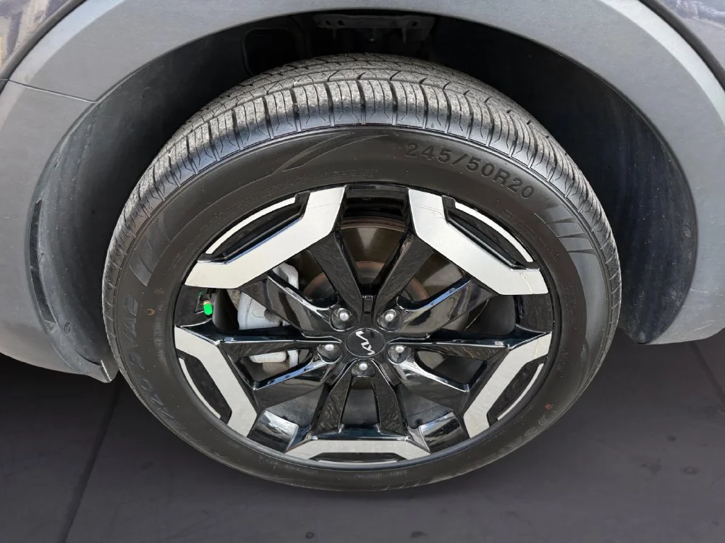 2025 Kia Telluride S - Photo 9