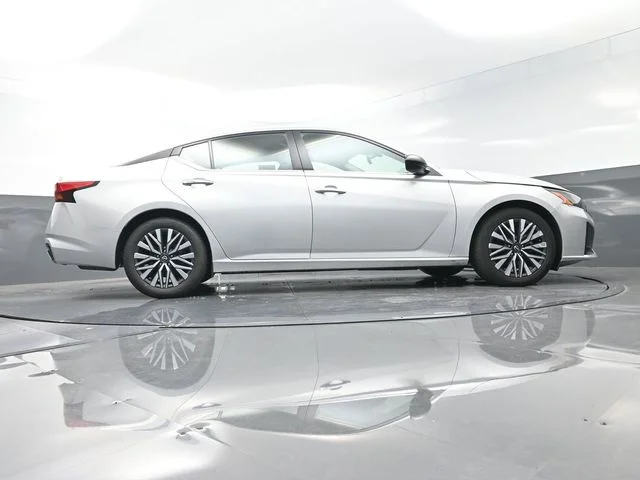 2024 Nissan Altima SV - Photo 39