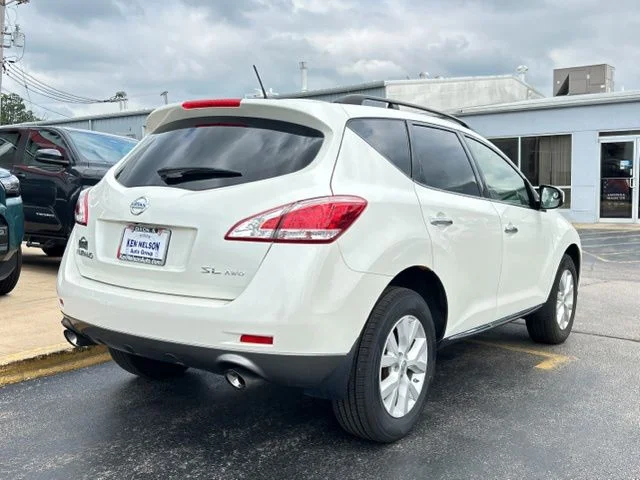 Used 2012 White Nissan SL image 13