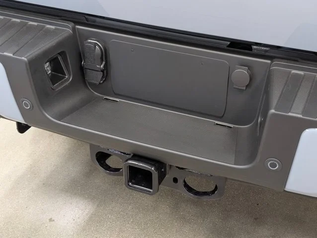 New 2026 Glacier Gray Metallic Tri-Coat Ford F-250® Lariat® image 67