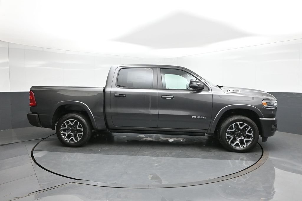 New 2026 Granite Crystal Metallic Clear-Coat Exterior Paint RAM Laramie image 26