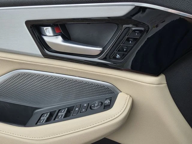 New 2026 Platinum White Pearl Acura Base image 17