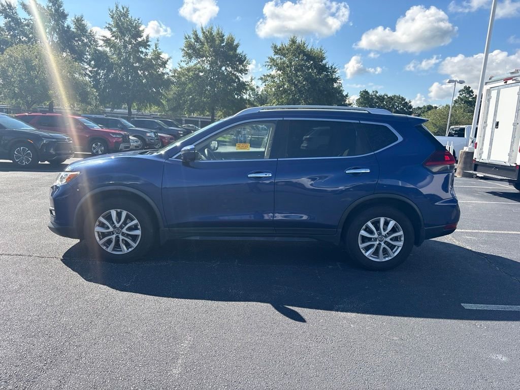 Used 2018 Blue Nissan SV image 7
