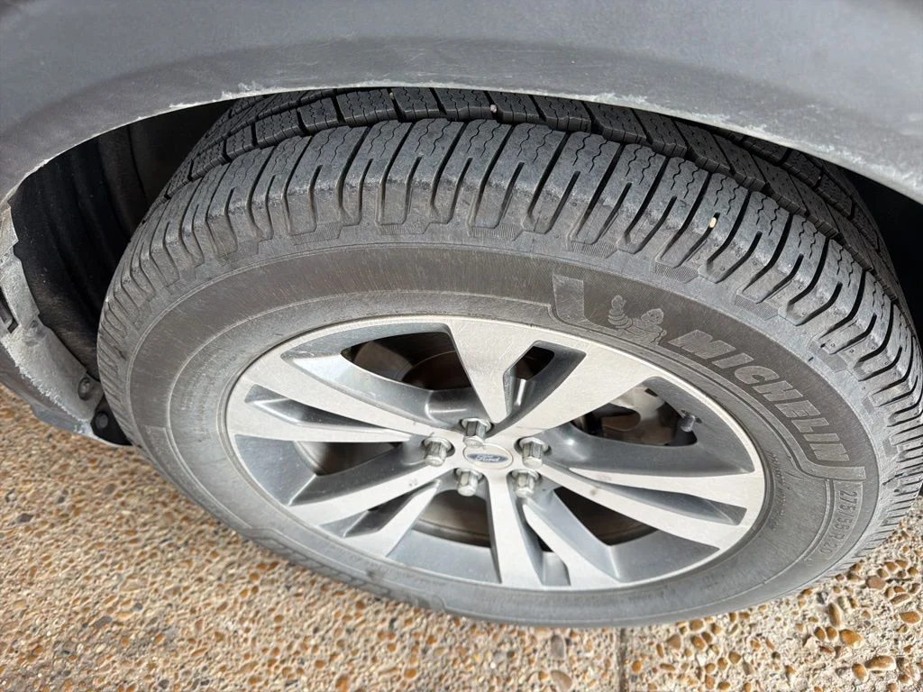 Used 2020 Black Ford Platinum image 2