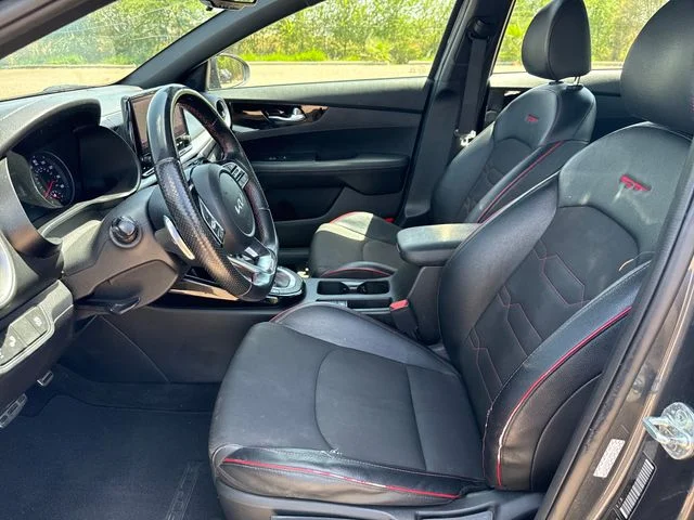 Used 2022 Gray Kia GT image 7