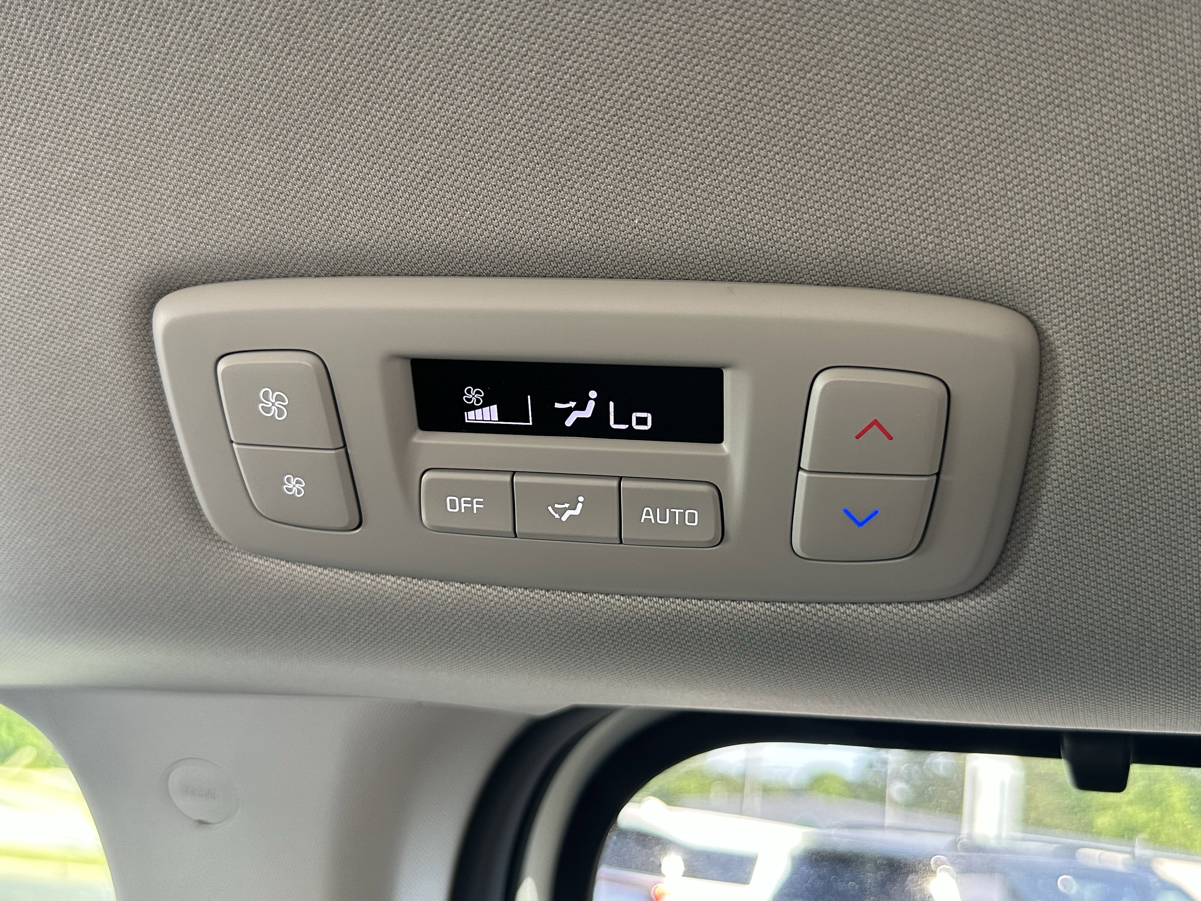 New 2026 Ivory Silver Kia EX image 23