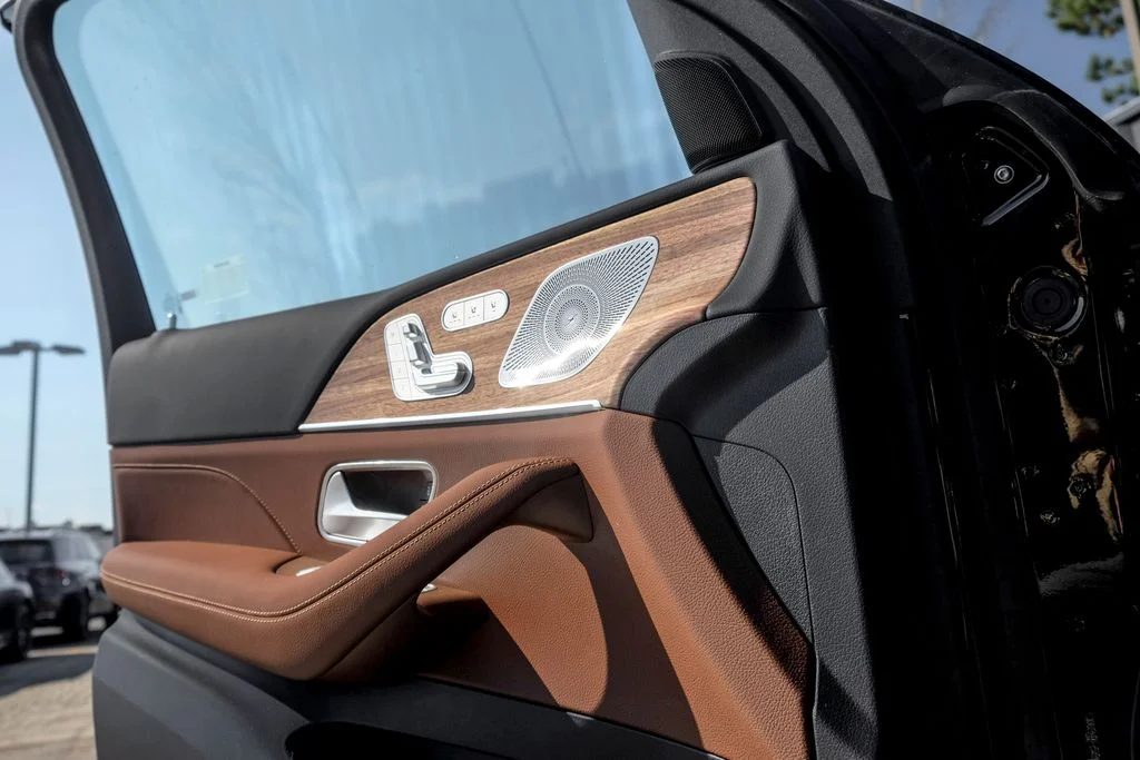 New 2026 Obsidian Black Metallic Mercedes-Benz GLS 450 image 12