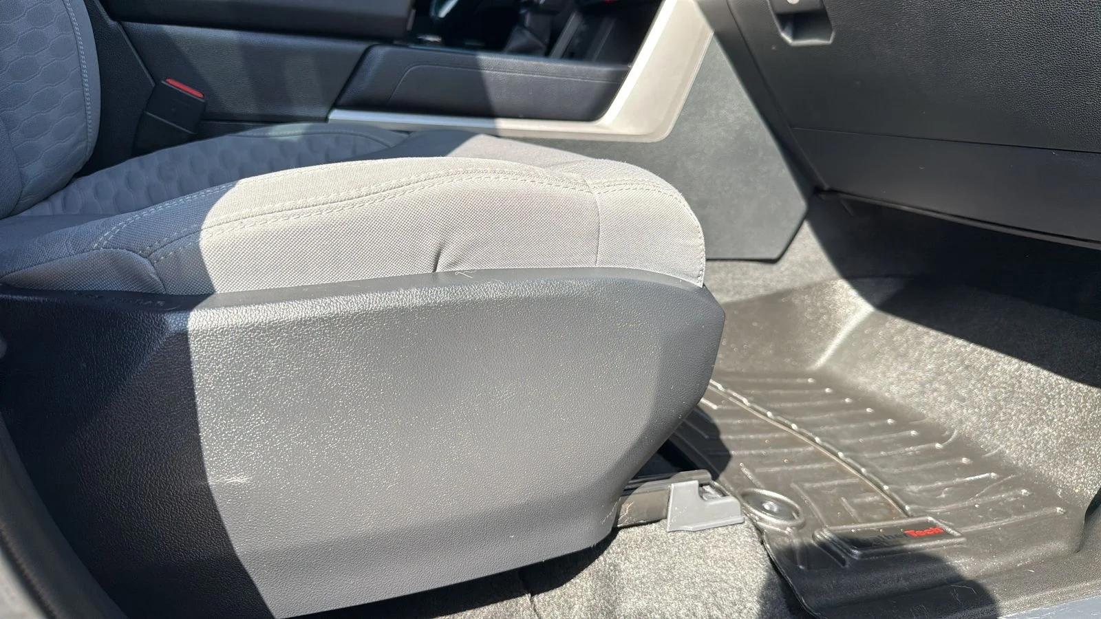 Used 2022  Toyota SR5 image 24