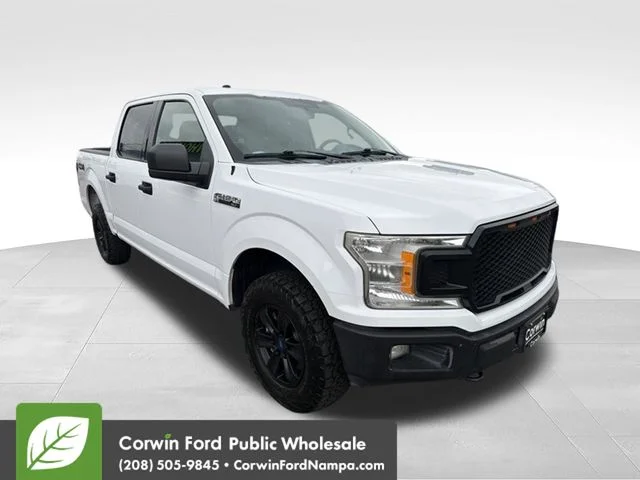 Used 2018 White Ford XLT image 3