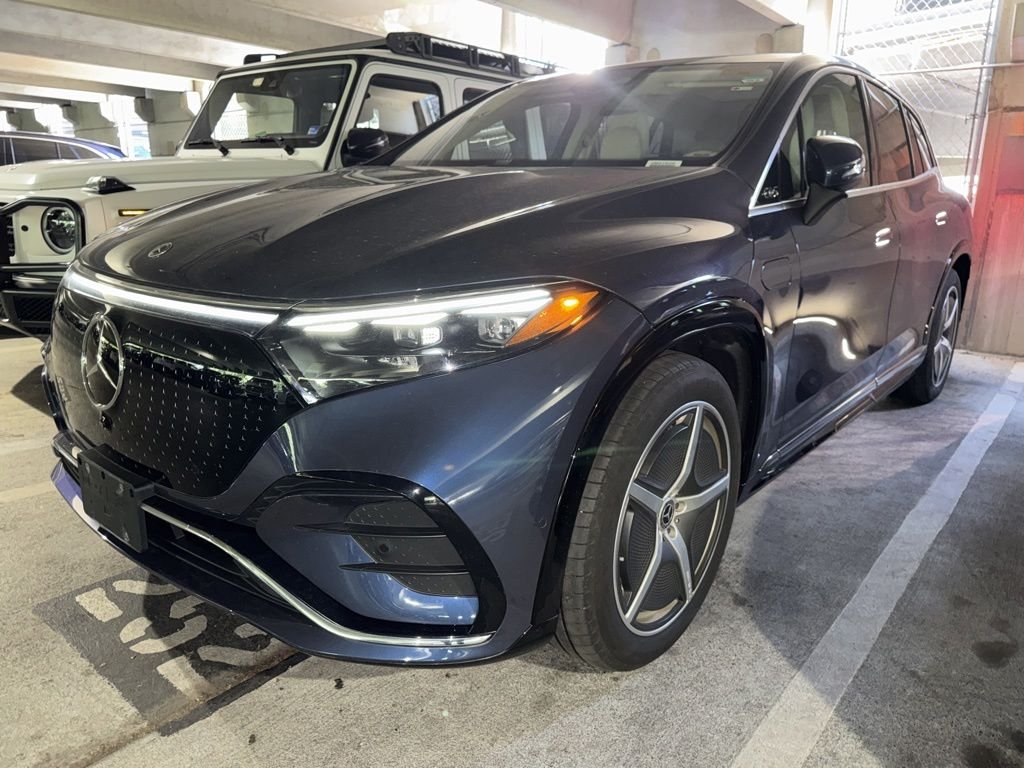 2023 Mercedes-Benz EQS SUV EQS 450 4MATIC Auto's photo