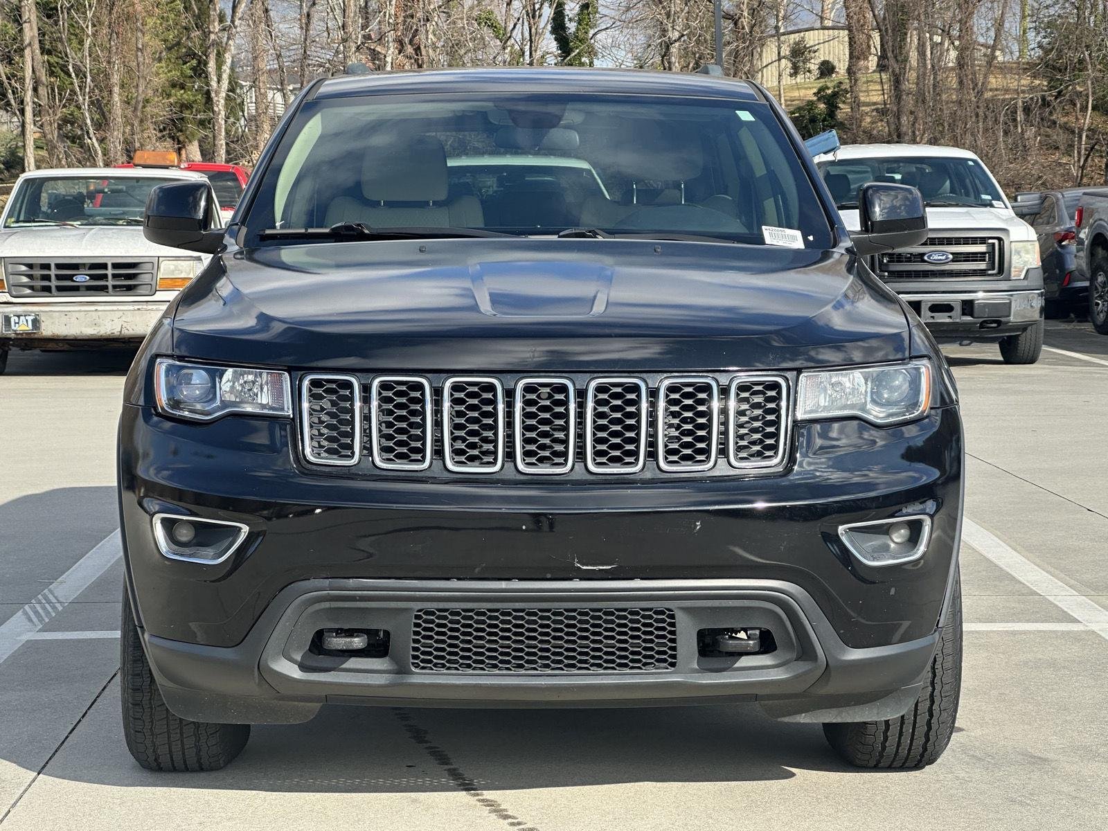 Used 2018 Jeep Grand Cherokee Laredo E with VIN 1C4RJFAG5JC420095 for sale in Clayton, GA