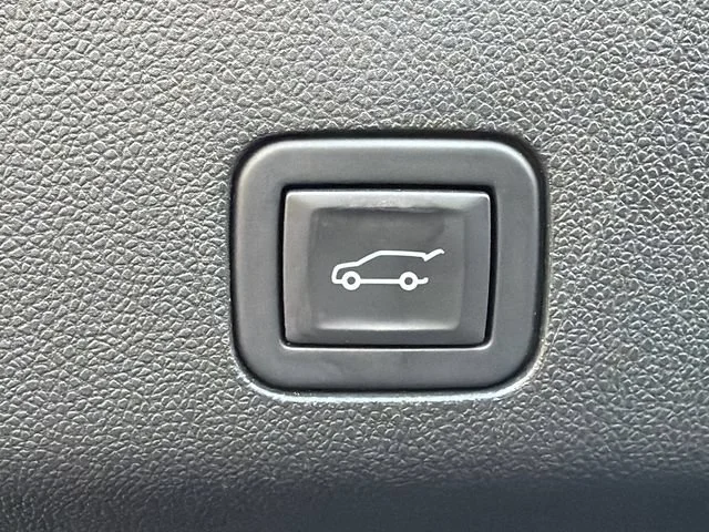 Used 2024 Titanium Rush Metallic GMC Denali Ultimate image 19