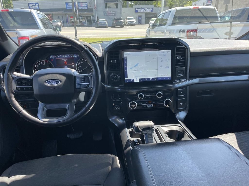 Used 2022 Blue Ford XLT image 13