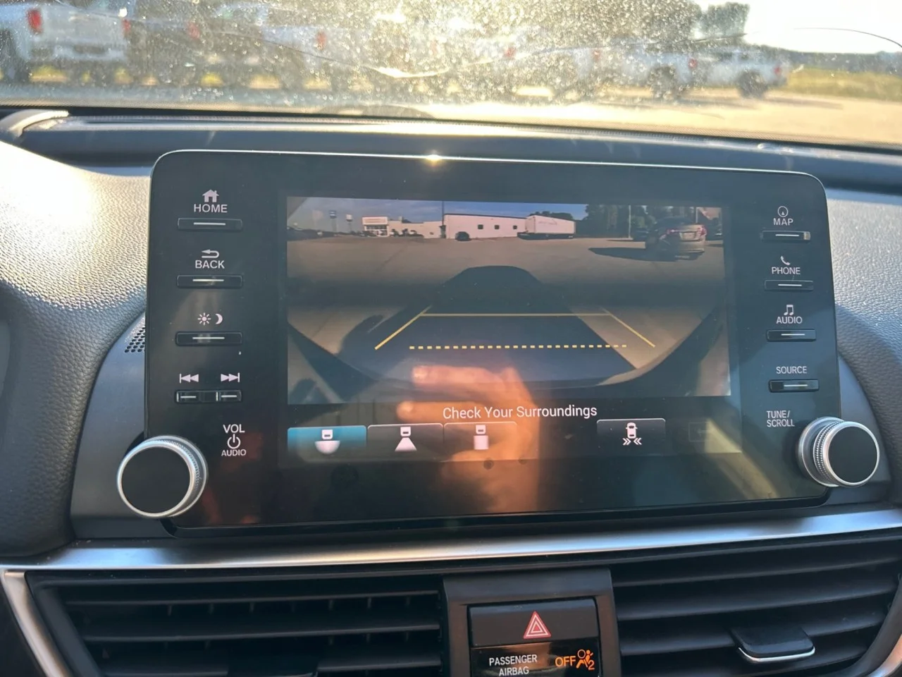 Used 2018  Honda Touring 1.5T image 12