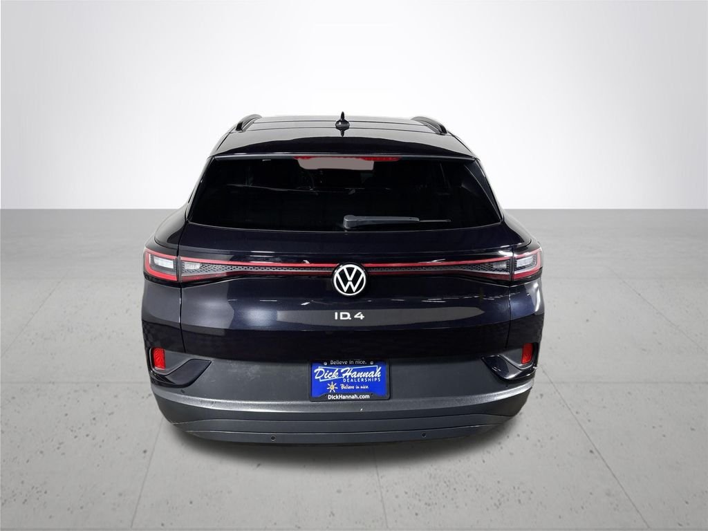 Certified Used 2023 Deep Black Volkswagen Pro S image 8