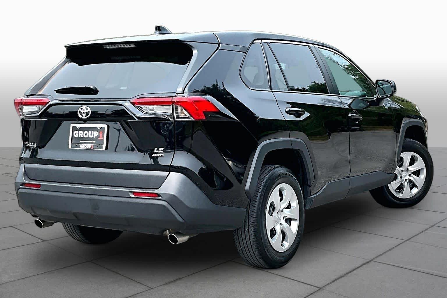 Used 2023 Midnight Black Metallic Toyota LE image 13