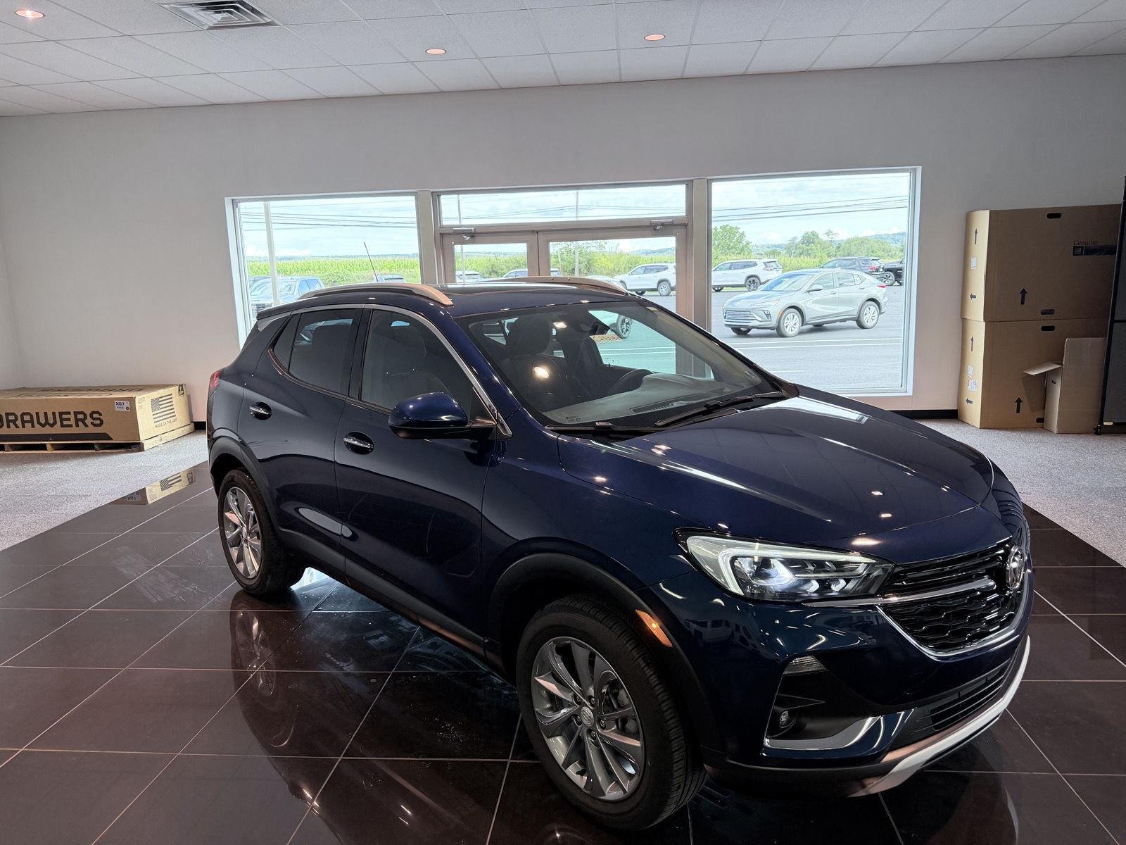 Used 2023 Sapphire Metallic Buick Essence image 7