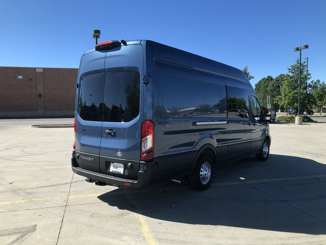 New 2027 Blue Metallic Ford  image 7