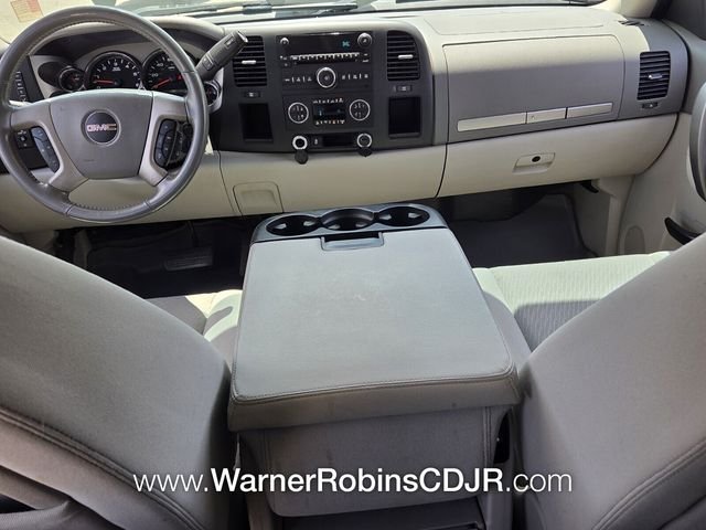 Used 2013 Silver GMC SLE image 9