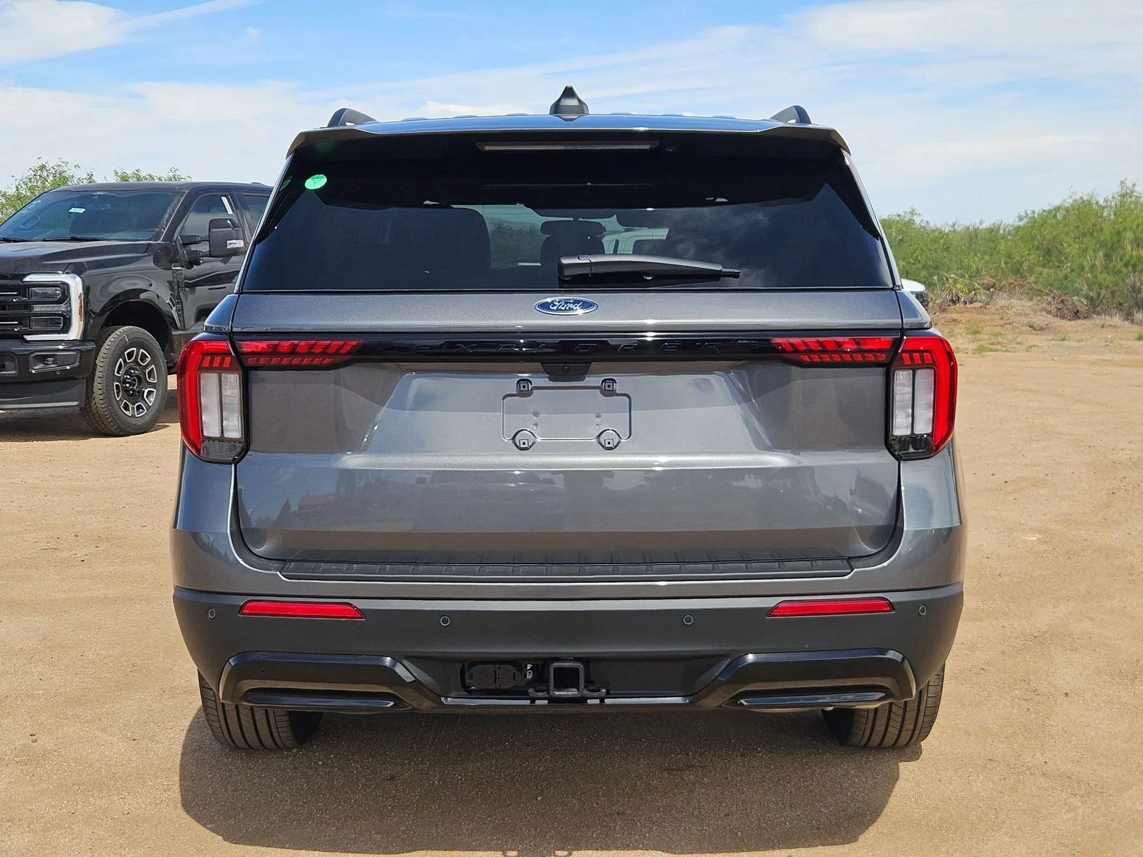 New 2026 Carbonized Gray Metallic Ford ST-Line image 7