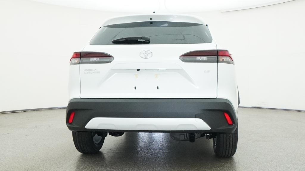 New 2026 Wind Chill Pearl Toyota LE image 21