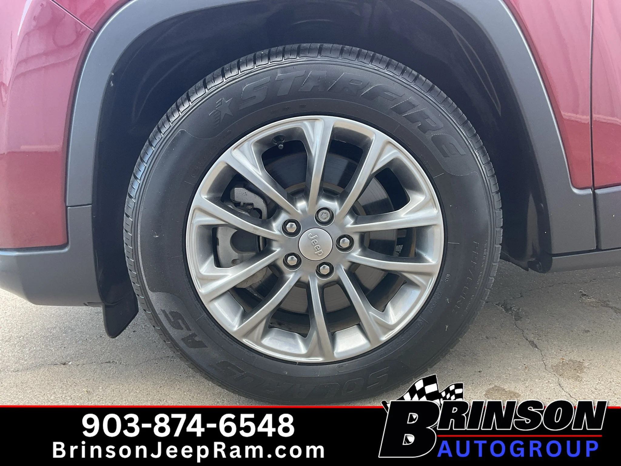 Used 2020 Velvet Red Pearlcoat Jeep Latitude Plus image 14