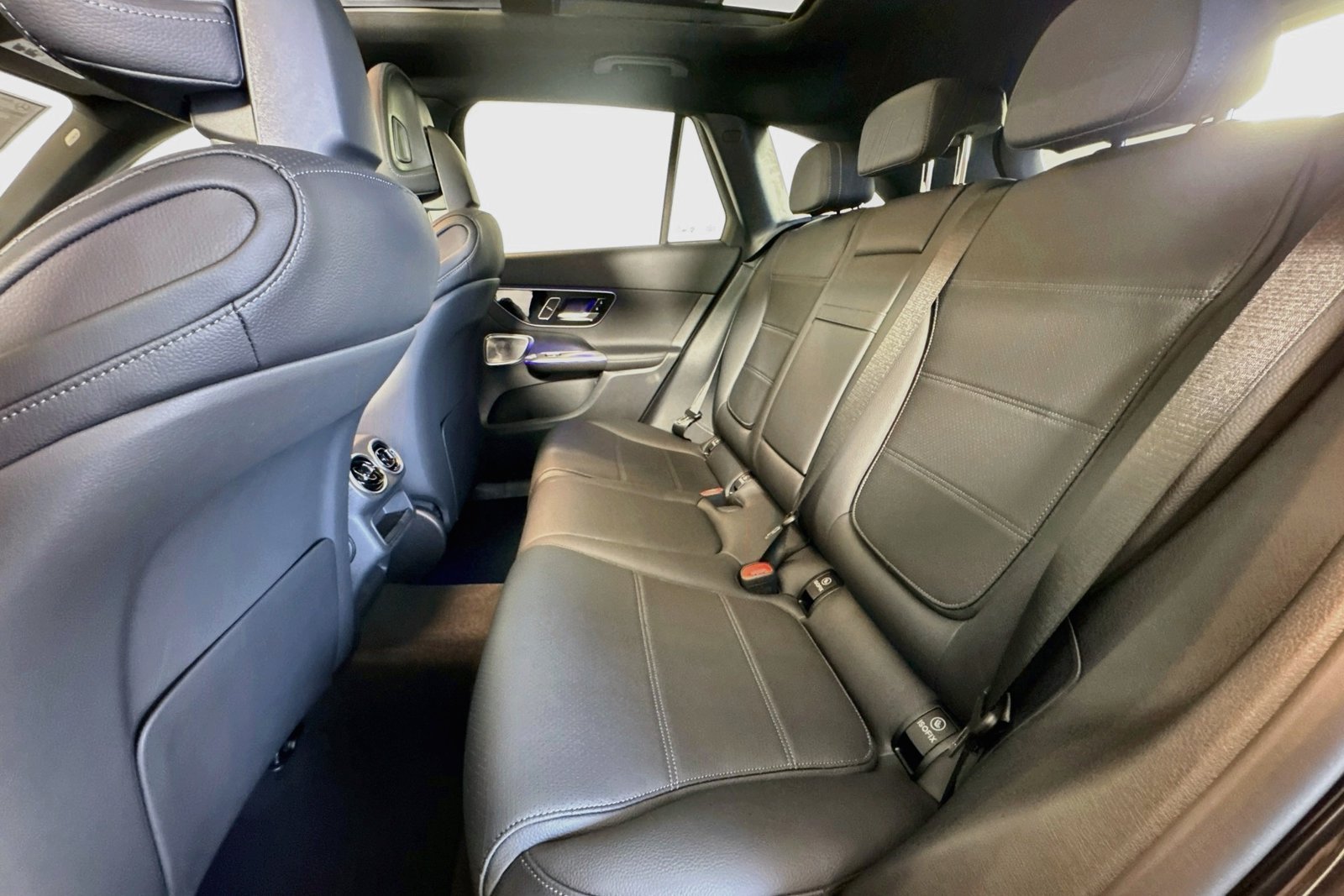 New 2026 Graphite Grey Metallic Mercedes-Benz GLC 300 image 22