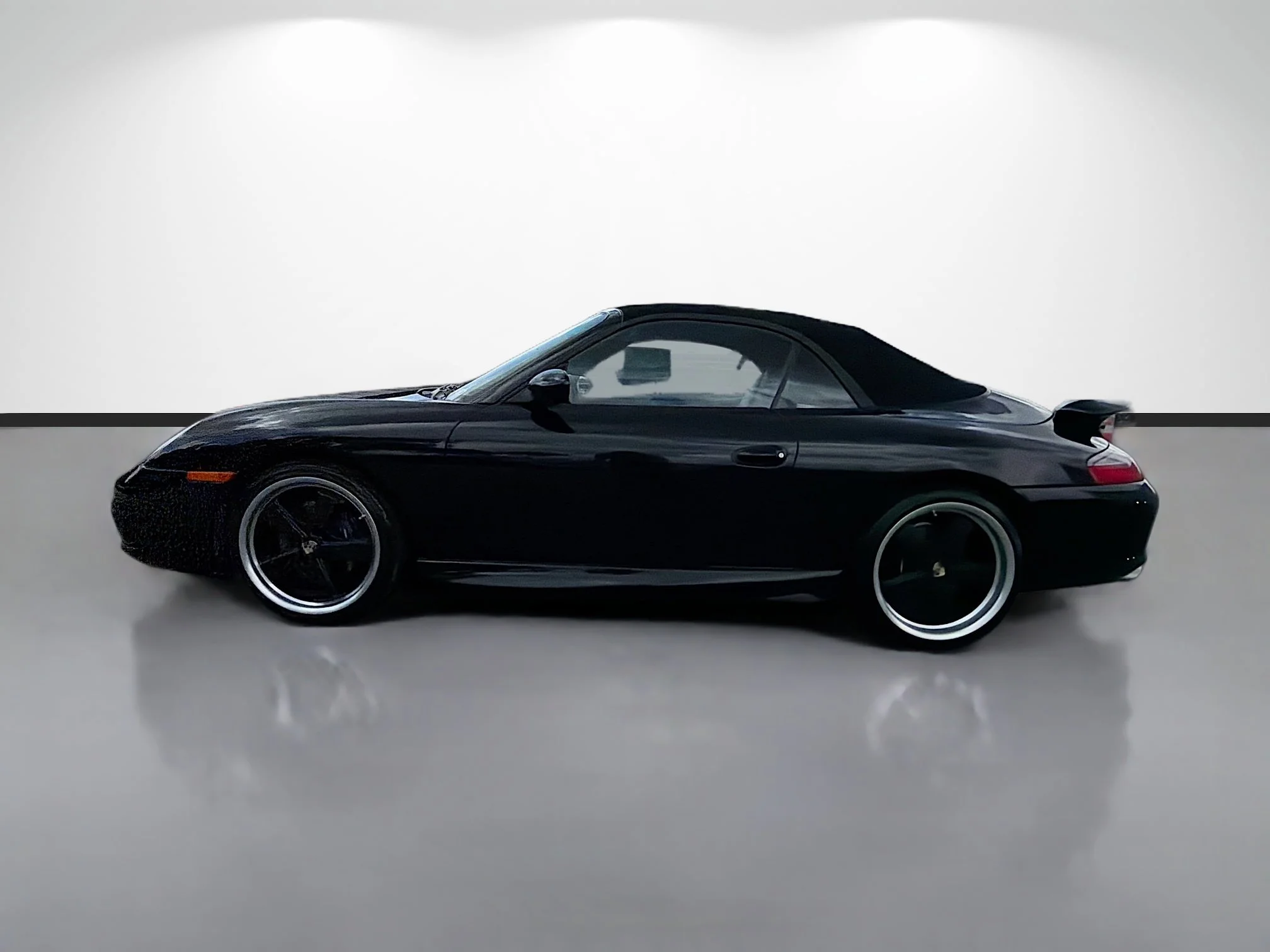 Used 2002 Black Porsche Carrera image 2