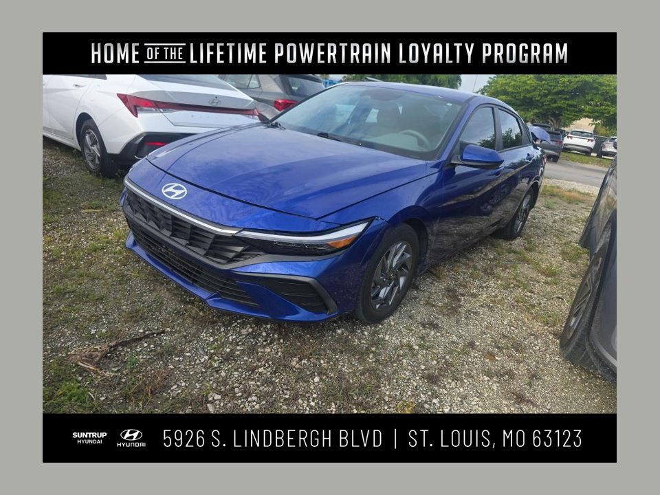Used 2024 Blue Metallic Hyundai SEL image 1